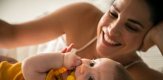 GOODI – Marca pioneira em colares mordedores com design funcional para mulheres e novas mães.