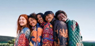 Farm fecha todas as lojas físicas por um dia para comemorar Dia da Internet