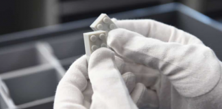 LEGO revela o protótipo de uma peça feita de plástico reciclado na “primeira etapa de uma longa jornada”