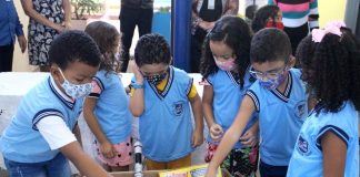 Concurso de coleta recebe brinquedos quebrados e doa novos