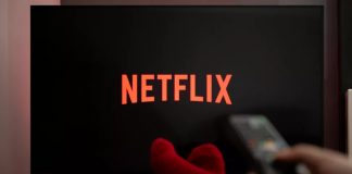 Netflix confirma que terá plano com anúncios