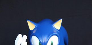 Blue Aviator anuncia o pré-lançamento do boneco “Action Figure” do personagem SONIC na Bienal do Livro 2022