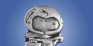 Lista de objetos que irão na missão Artemis I inclui peças Lego e pins de Snoopy