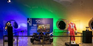 Ayrton Senna é destaque em exposição da F1 em São Paulo