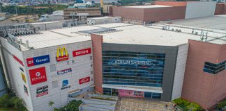 Peixonauta no Parque das Árvores Felizes diverte a criançada no Atrium Shopping