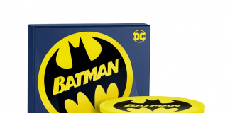 Kylie Cosmetics lança coleção de maquiagem do Batman