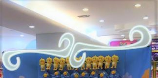 Galinha Pintadinha lança espaço instagramável na Ri Happy