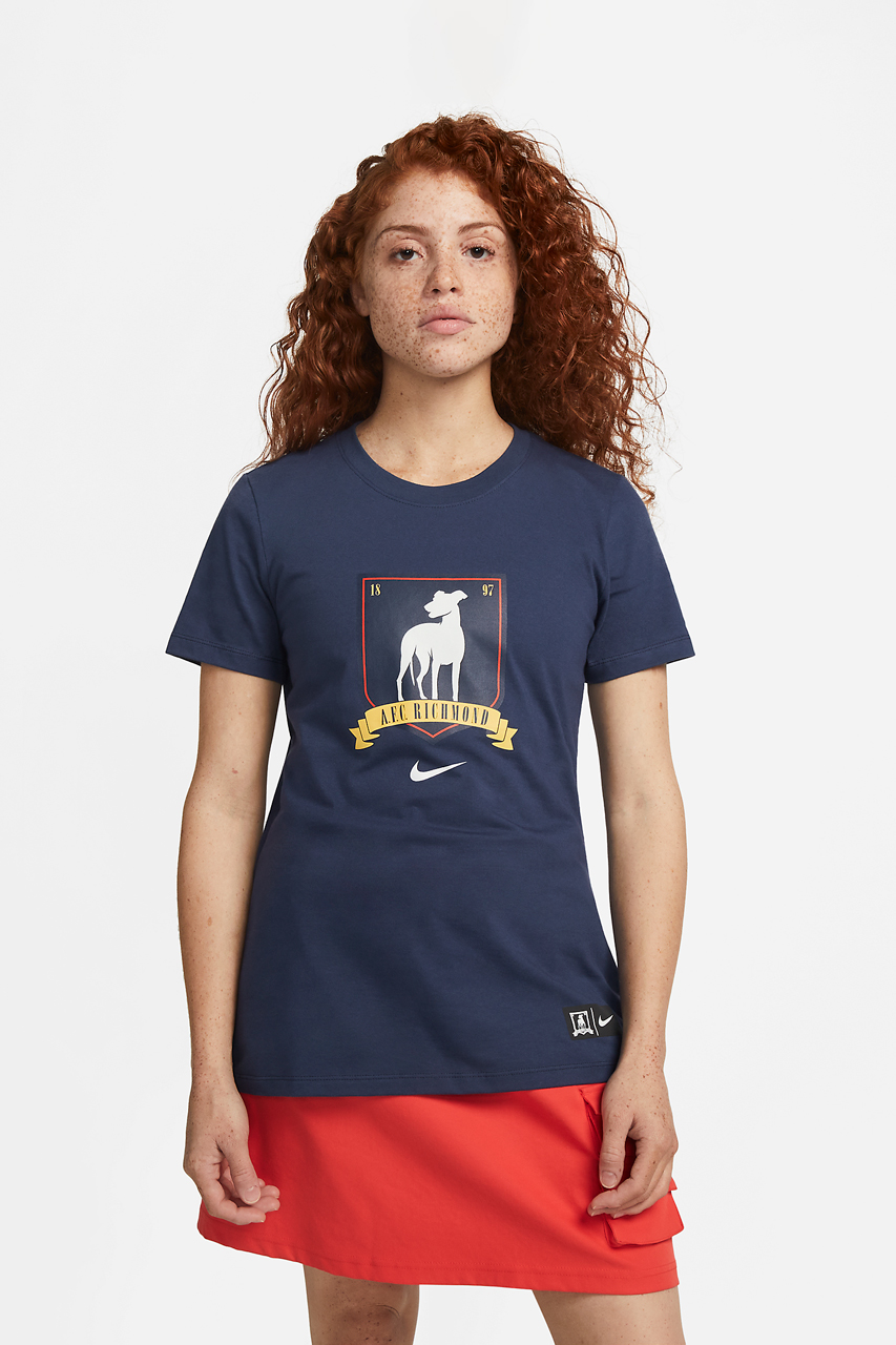 Nike comemora a terceira temporada de Ted Lasso com uma coleção