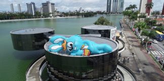 Campina Grande recebe Sansão gigante caracterizado para as festas juninas