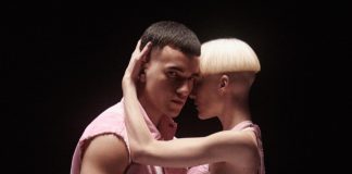 Another Place lança coleção sem gênero em parceria com o Tinder