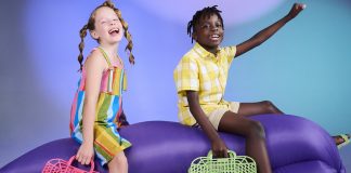 Mini Melissa anuncia linha de Dia das Crianças e promoção com luminária