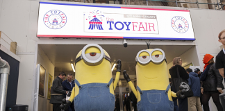 Brinquedos Kidult e nostalgia são destaques na London Toy Fair 2024