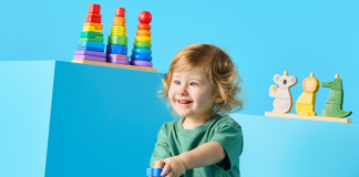 Fisher-Price lança uma nova coleção de brinquedos de madeira