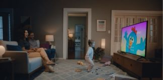 Galinha Pintadinha estrela nova campanha do Nubank