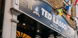 Loja de varejo temática de Ted Lasso abre em Richmond