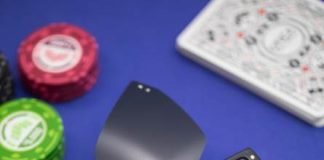 Copag e Ótica Chilli Beans lançam parceria com coleção inédita inspirada no Poker