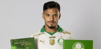 Panini anuncia Gabriel Menino como garoto-propaganda de álbum e livro dos 110 anos do Palmeiras