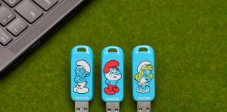 SanDisk apresenta pen drives USB de edição limitada com os Smurfs e a Banana Peely do Fortnite