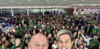 Havan recebe visita do youtuber Gato Galáctico, em Brusque (SC)