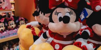 Primeira loja oficial da Disney em Minas Gerais é inaugurada em Belo Horizonte