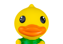 B.Duck anuncia linha de brinquedos em parceria com a Novabrink na ABRIN 2026
