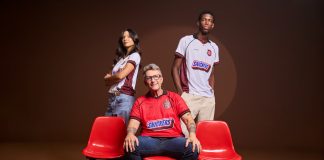 SNICKERS ® lança campanha “Bola Fora” e leva os efeitos da fome ao universo do futebol
