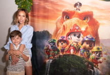 Paramount recebe famílias de influenciadores na pop-up de Patrulha Canina: O Filme do Dinossauro