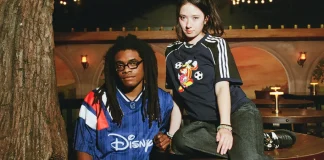 A Adidas Originals, Brain Dead e Disney lançaram uma coleção de futebol para a Copa do Mundo FIFA de 2026.
