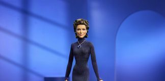 Mattel lança Barbie de Céline Dion inspirada em apresentação de Titanic