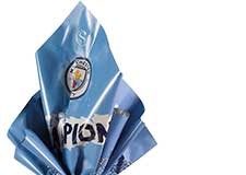 Ovos licenciados e brindes Cacau Show