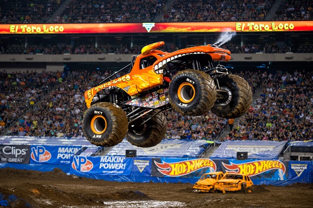 Monster Jam®: Um grande espetáculos de ação em quatro rodas