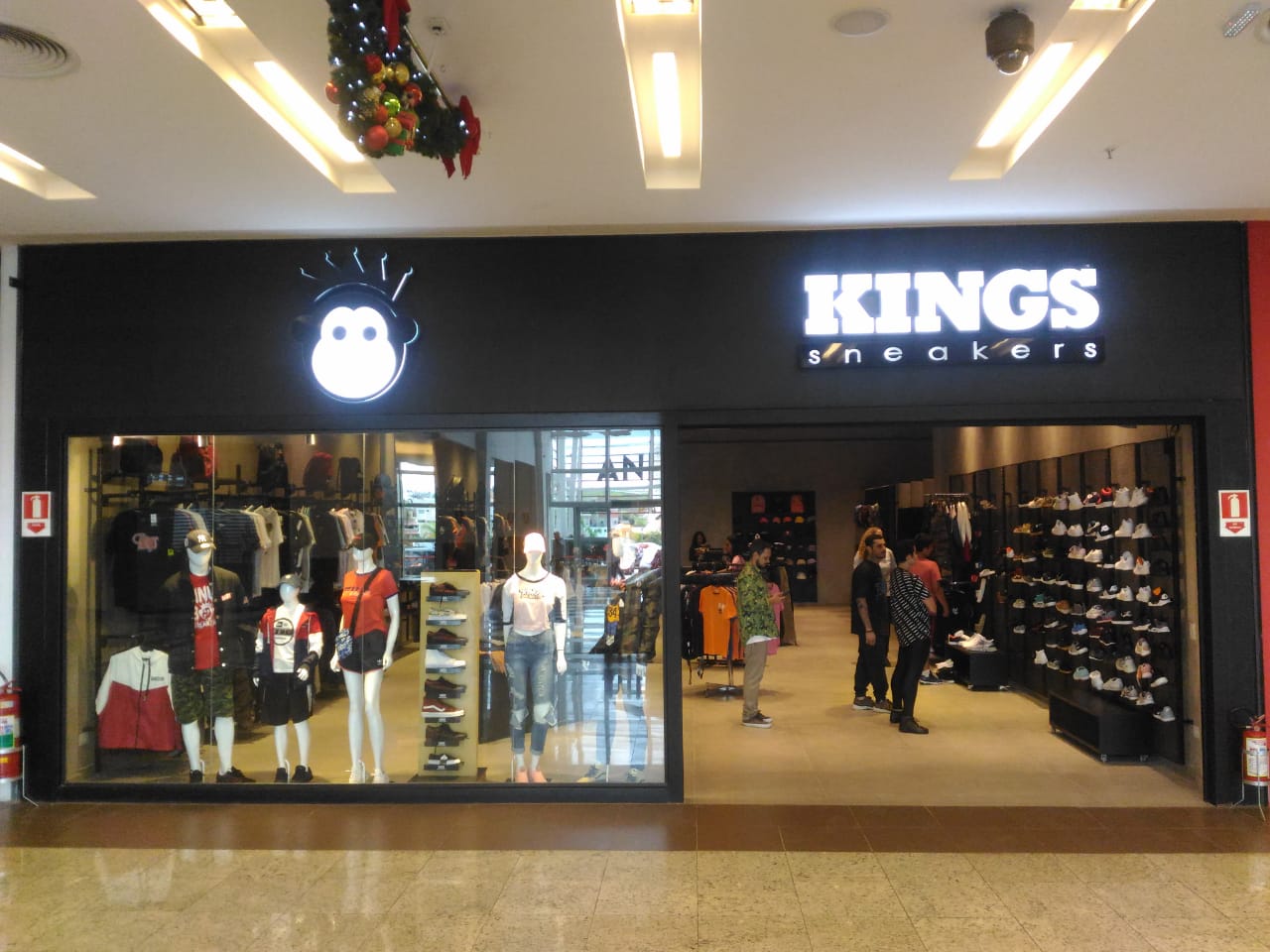 Kings Sneakers inaugura a maior loja de streetwear do Brasil EP GRUPO