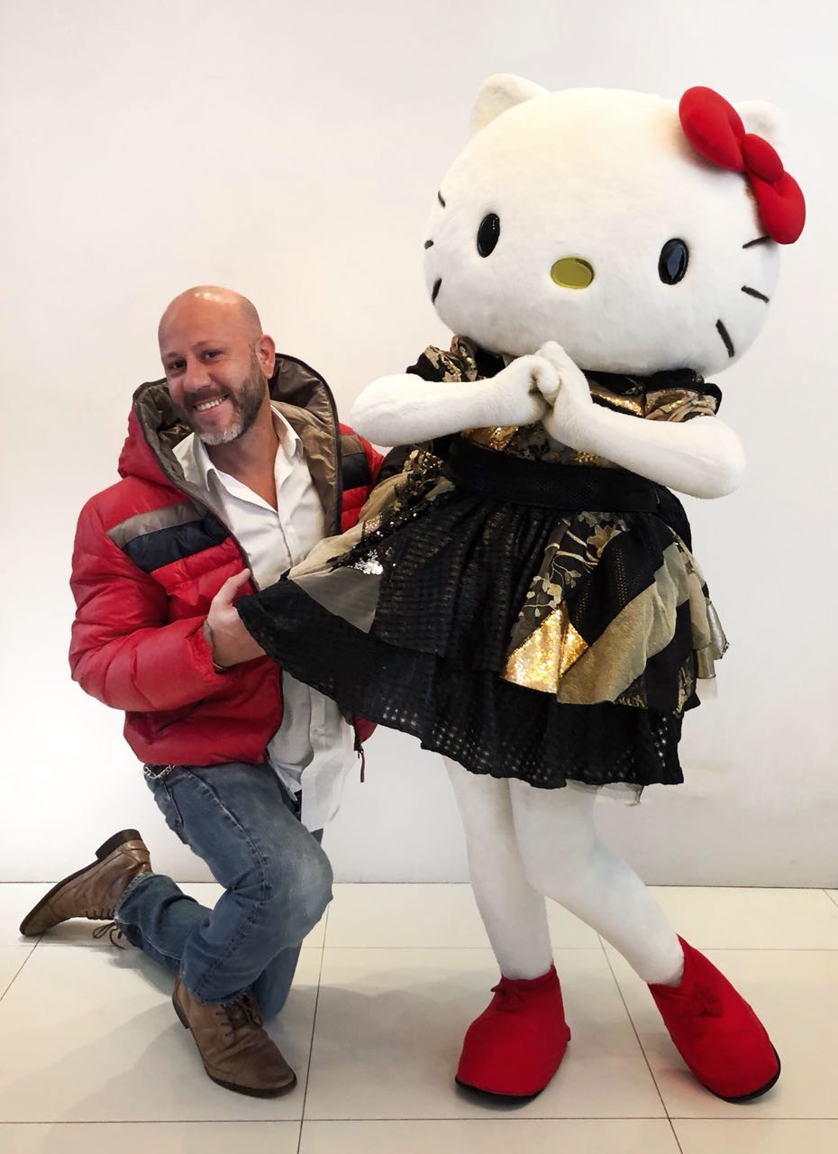 Hello Kitty e Samuel Cirnansck no SPFW N45