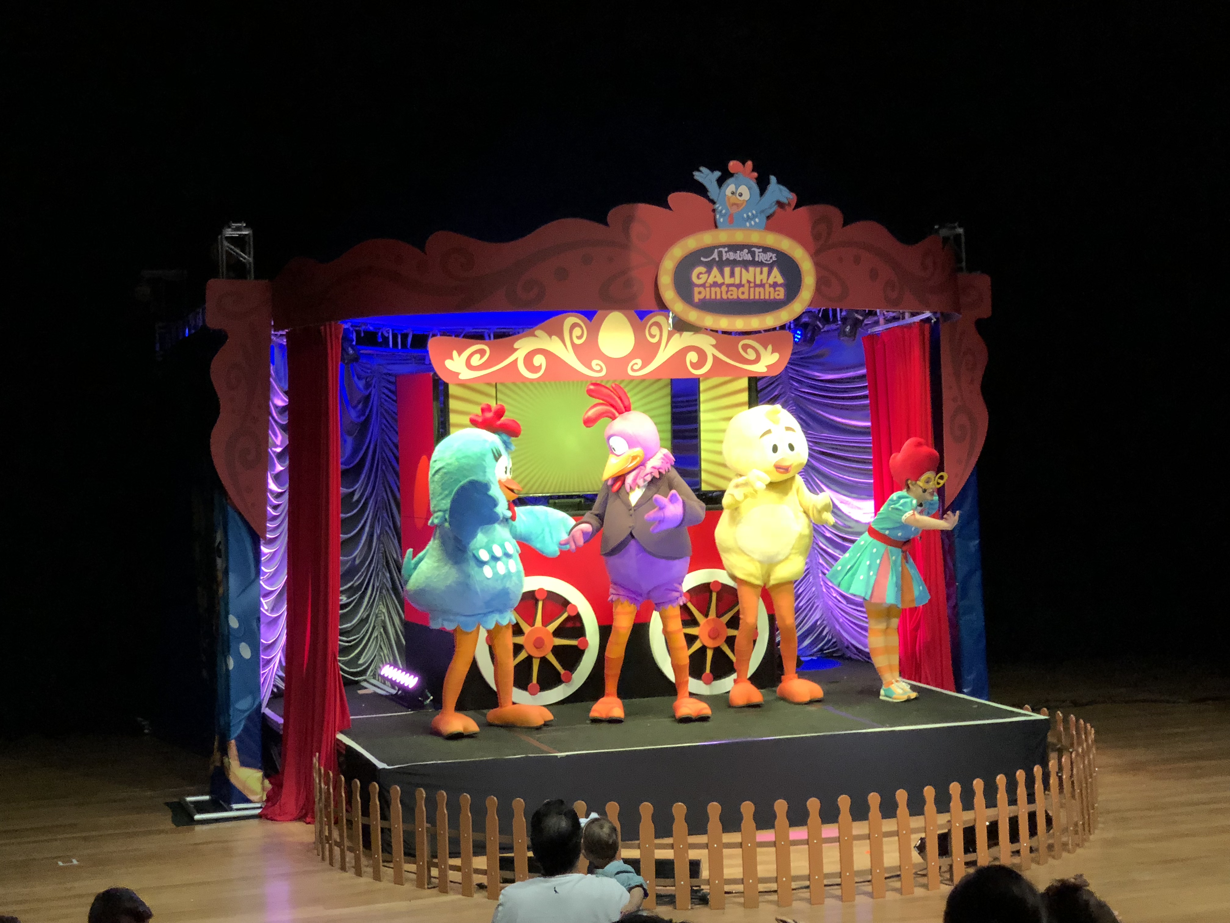 Espetáculo ‘A Fabulosa Trupe’ da Galinha Pintadinha
